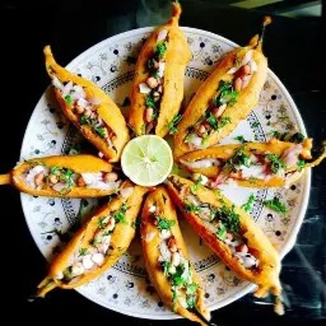 Stuffed Mirchi Bajji.